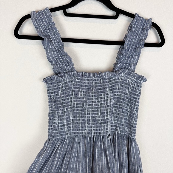 Quince 100% European Linen Smocked Midi Dress Chambray Stripe Size Small - Picture 11 of 16